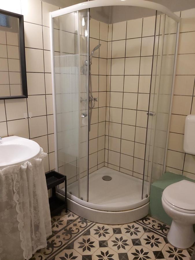 Kohegy Vendeghaz Pazmand Bagian luar foto